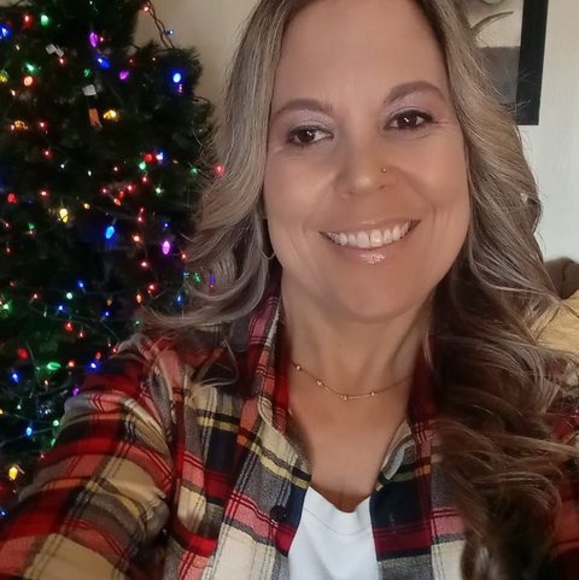 Meet your Posher, Gina - Picture 1 of 1